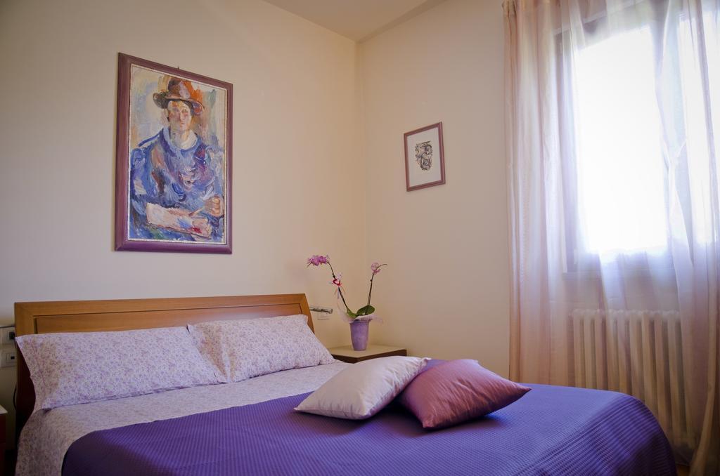B&B Serena Prato Luaran gambar